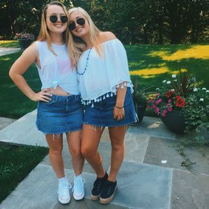 Meet your Posher, Clemmie